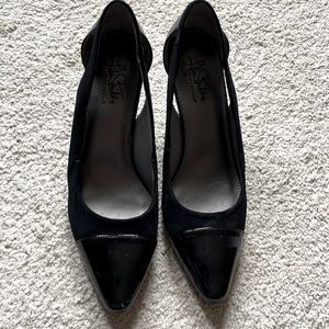 Lifestride patent/suede pointed toe heels pumps